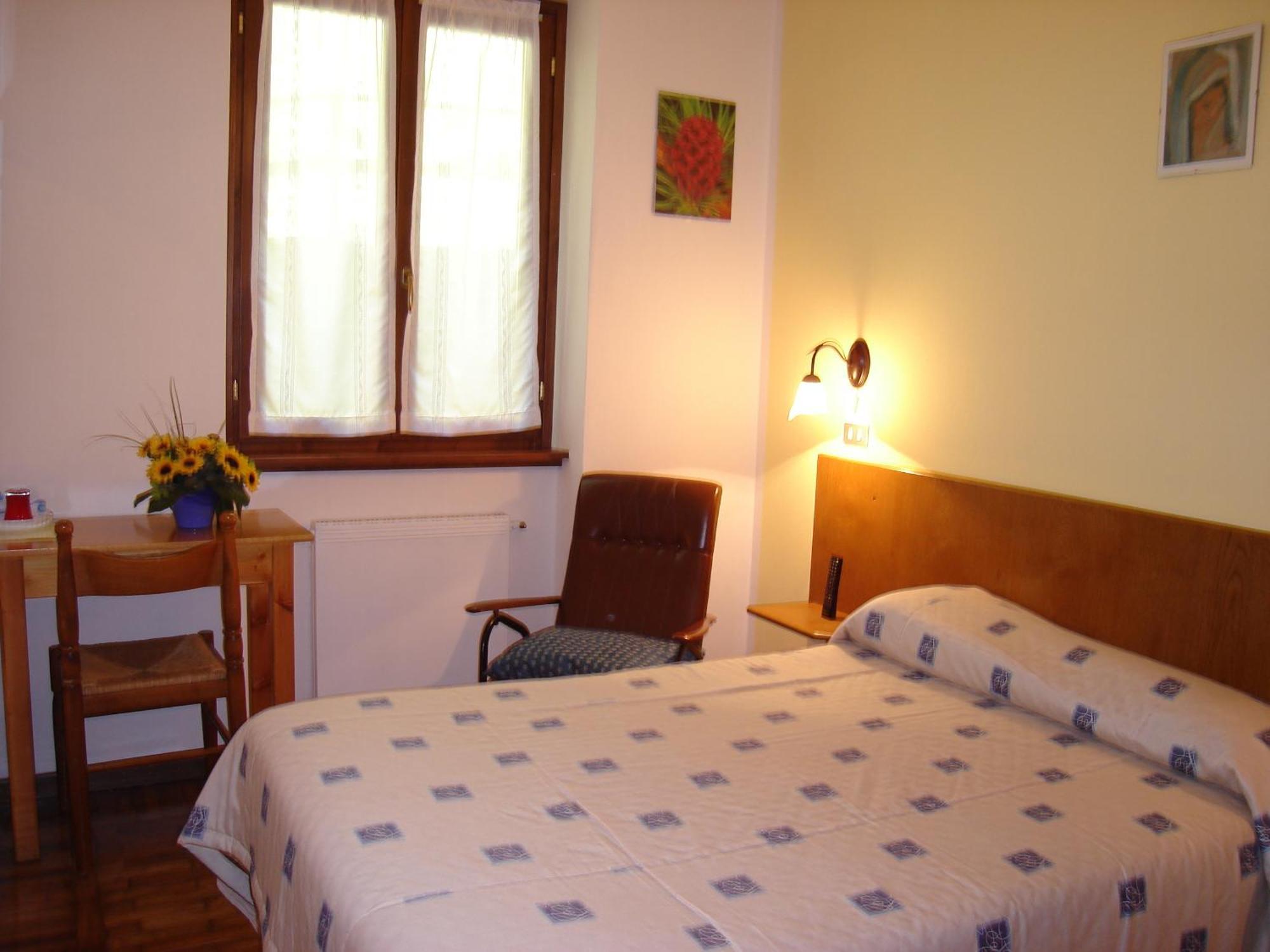 Hotel Spampatti Castione della Presolana Cameră foto